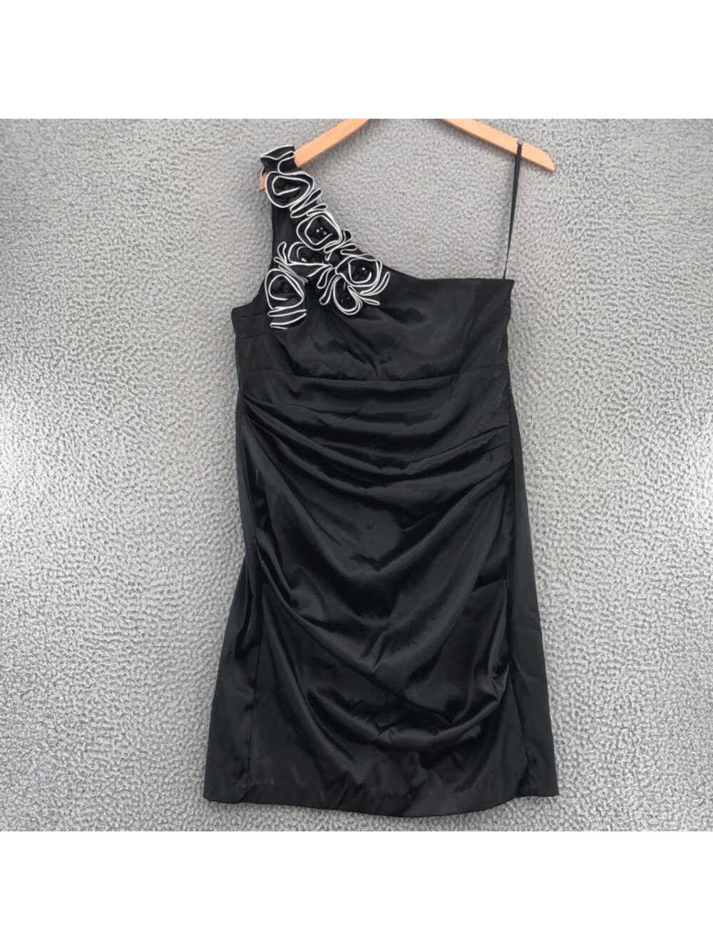 Dressbarn Dress Womens 10 Black Mini Sheath One Shoulder Cocktail Rose Ruffles